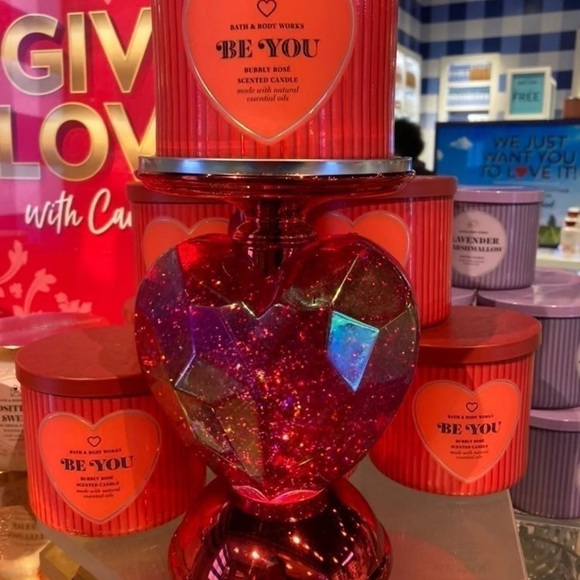 Bath & Body Works Accents Set Of 2 Bath And Body Works Big Red